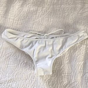 White Victoria’s Secret scrunch butt bottoms